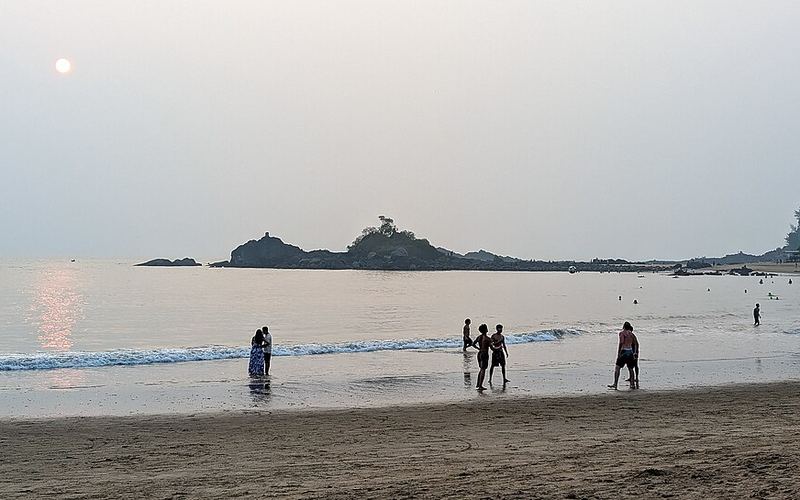 Om Beach, Gokarna